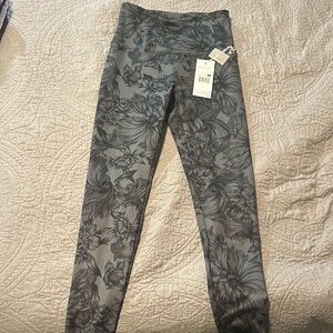 Floral Print Gray Active Leggings